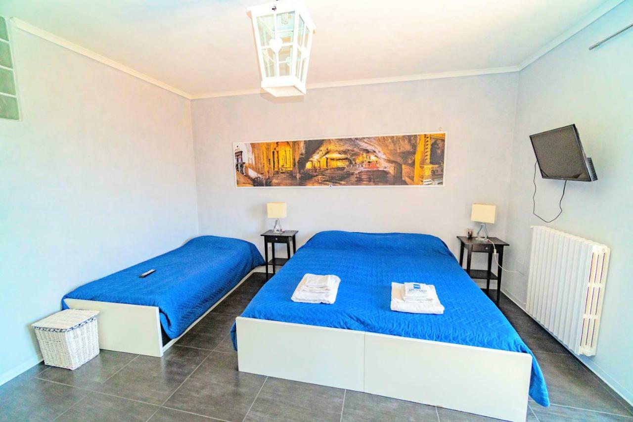 Rooms Gli Arcangeli 2 - Affitti Brevi Italia Monte Sant'Angelo Exterior photo