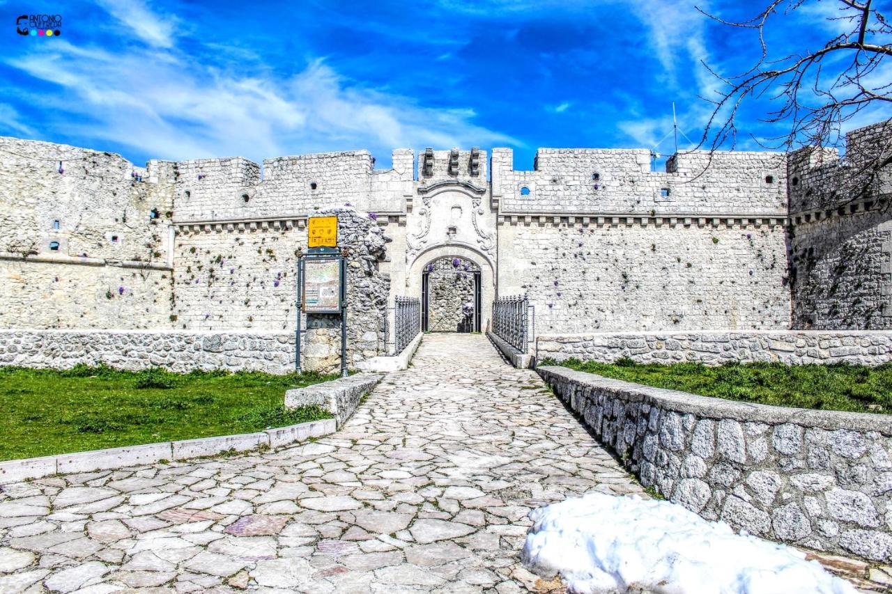 Rooms Gli Arcangeli 2 - Affitti Brevi Italia Monte Sant'Angelo Exterior photo